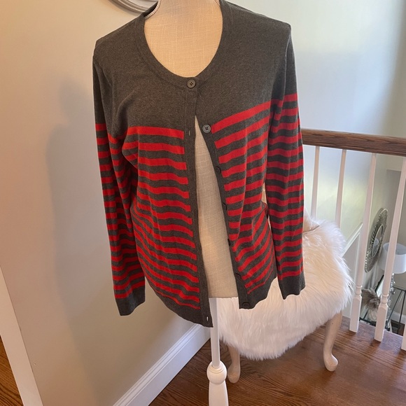 Red grey stripe button front cardigan. - Picture 3 of 3